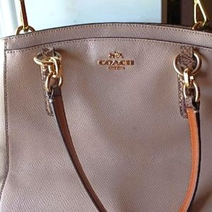 Coach vintage handbage